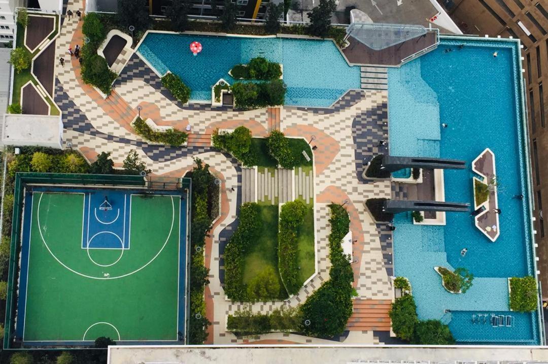 Ezhome Mesahill Nilai Buitenkant foto