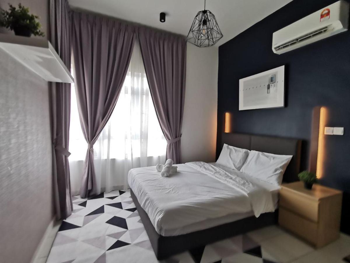 Ezhome Mesahill Nilai Buitenkant foto