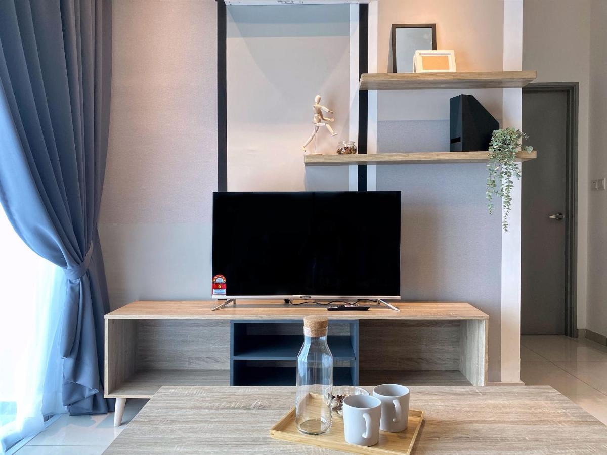 Ezhome Mesahill Nilai Buitenkant foto