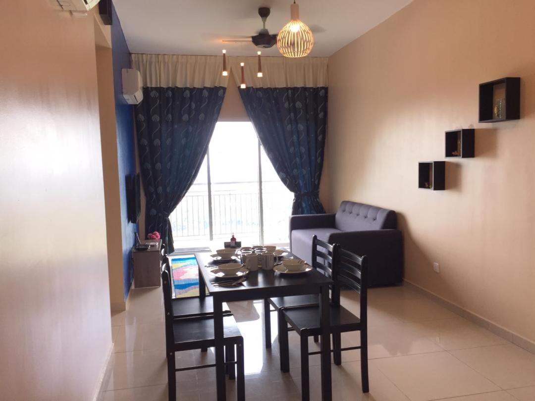 Ezhome Mesahill Nilai Buitenkant foto