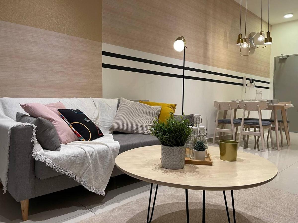 Ezhome Mesahill Nilai Buitenkant foto