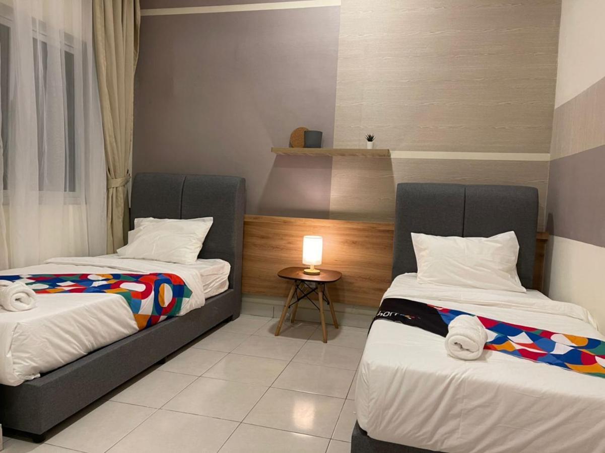 Ezhome Mesahill Nilai Buitenkant foto